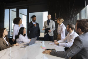 Transformação Digital e Conselhos Empresariais: Adaptando-se às Novas Realidades